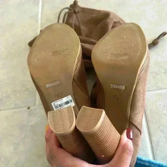 Brown Over the Knee Heel Boots - Picture 4 of 4